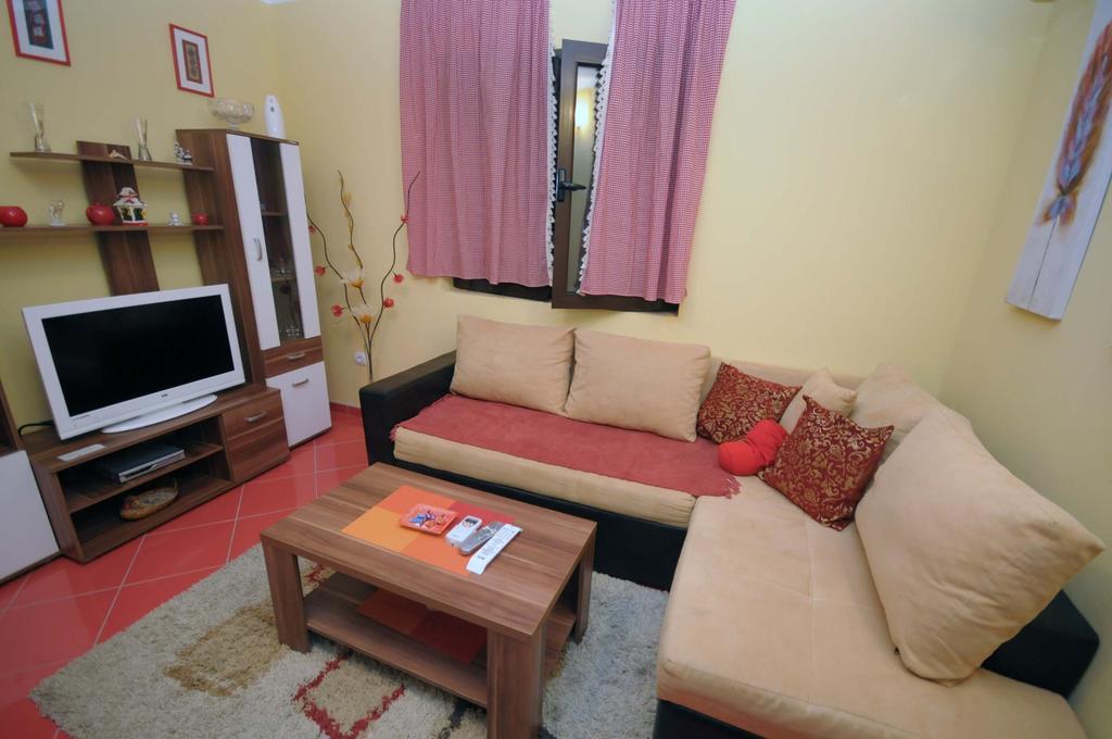 Bjelica Apartments Kotor Kamer foto