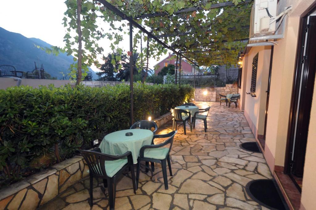 Bjelica Apartments Kotor Kamer foto